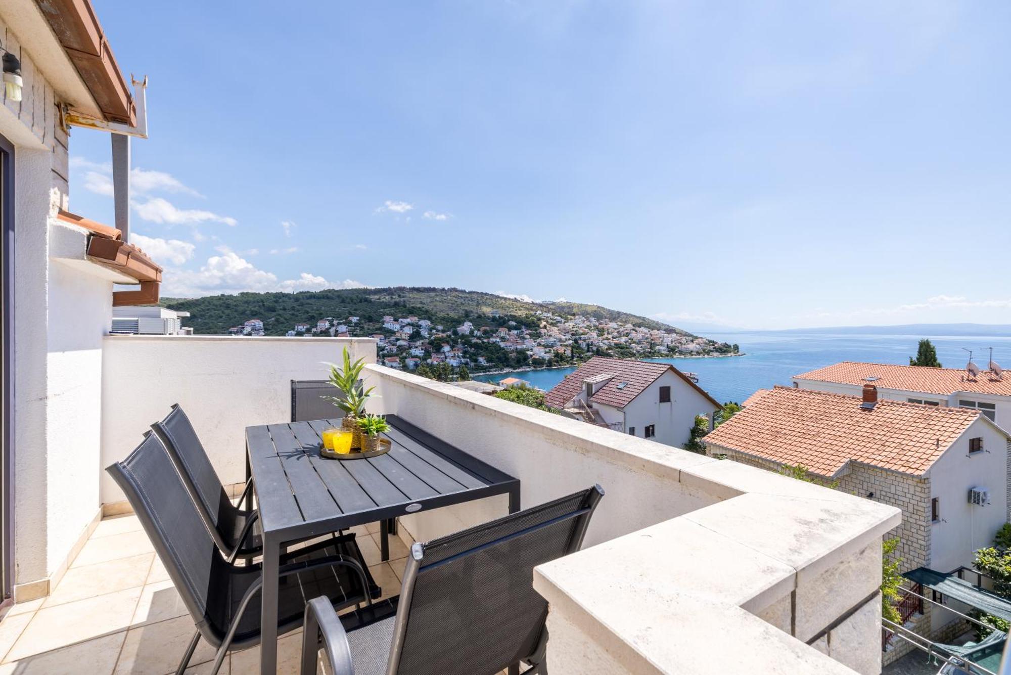 Holiday Home Krishto Trogir Zewnętrze zdjęcie